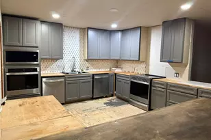 118 N Crescent St, Gorman, TX 76454 - Photo 6