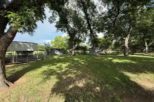 118 N Crescent St, Gorman, TX 76454 - Photo 10