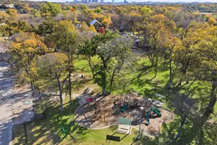 3700 Oaklawn Dr, Fort Worth, TX 76107 - Photo 14