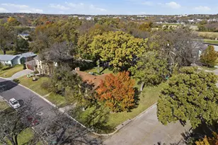 3700 Oaklawn Dr, Fort Worth, TX 76107 - Photo 10