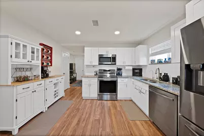 604 Moore Street, Garland, TX 75040 - Photo 4