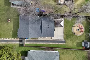 604 Moore St, Garland, TX 75040 - Photo 2