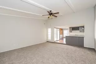 9814 Emory Oak Cir, Dallas, TX 75249 - Photo 4