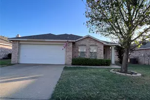 5513 Wiltshire Dr, Fort Worth, TX 76135 - Photo 1