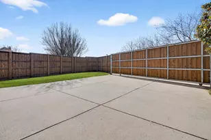 5925 Bloomsbury Pl, Frisco, TX 75033 - Photo 36