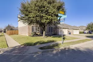 10312 Fawn Meadow Ct, Fort Worth, TX 76140 - Photo 36
