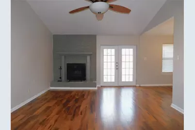 2200 Laurel Street, Denton, TX 76205 - Photo 6