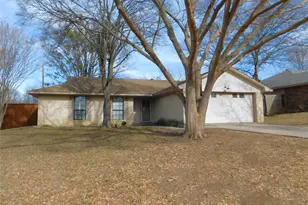 2200 Laurel St, Denton, TX 76205 - Photo 2