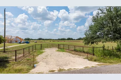 3039 Pear Orchard Road, Granbury, TX 76048 - Photo 6