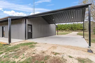 17531 Co Rd 2507, Eustace, TX 75124 - Photo 24