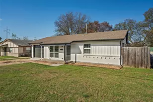 4021 Happy Canyon Dr, Dallas, TX 75241 - Photo 2