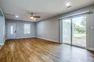 902 Clark St, Greenville, TX 75401 - Photo 8