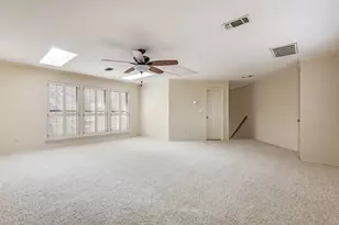 2403 Bluffview Ct, Arlington, TX 76011 - Photo 22