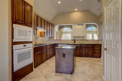 8803 Falcon View Drive, McKinney, TX 75072 - Photo 10