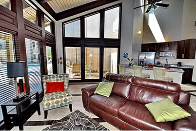 6910 Skillman Street #2020, Dallas, TX 75231 - Photo 12