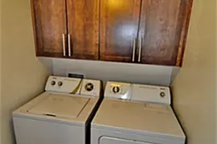 6910 Skillman St, Dallas, TX 75231 - Photo 4