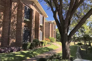 2505 Wedglea Dr, Dallas, TX 75211 - Photo 1