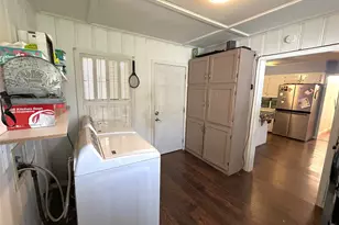 724 S Rusk St, Gainesville, TX 76240 - Photo 26