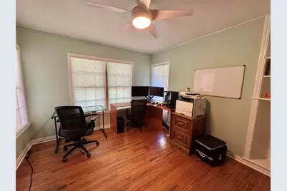 724 S Rusk Street, Gainesville, TX 76240 - Photo 16