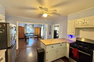 724 S Rusk St, Gainesville, TX 76240 - Photo 6