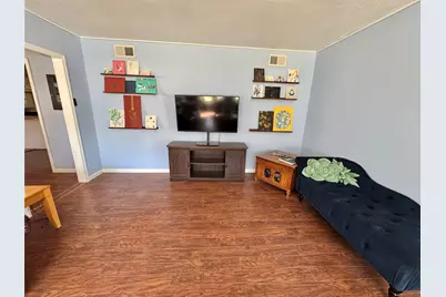 724 S Rusk Street, Gainesville, TX 76240 - Photo 10