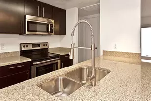 5909 Birchbrook Dr, Dallas, TX 75206 - Photo 10