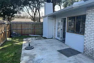 2617 Ashglen Dr, Garland, TX 75043 - Photo 10