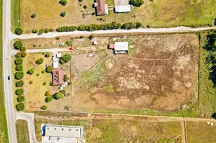 712 E Cook St, Josephine, TX 75189 - Photo 18