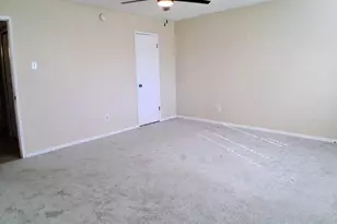 7440 Tunbridge Dr, North Richland Hills, TX 76182 - Photo 10