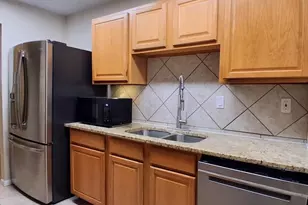 7440 Tunbridge Dr, North Richland Hills, TX 76182 - Photo 8