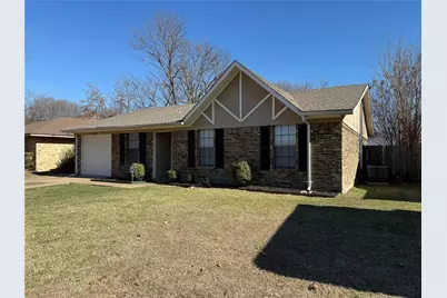 4804 Chickadee Drive, Balch Springs, TX 75180 - Photo 2
