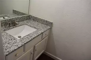 7415 Kingswood Dr, Fort Worth, TX 76133 - Photo 8