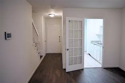 7415 Kingswood Drive, Fort Worth, TX 76133 - Photo 4