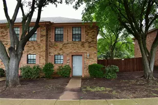7415 Kingswood Dr, Fort Worth, TX 76133 - Photo 1