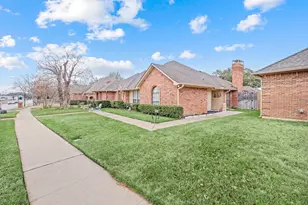 2611 Cummings Dr, Bedford, TX 76021 - Photo 6