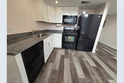 5111 Manett Street #207, Dallas, TX 75206 - Photo 4