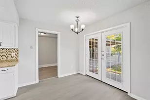 805 Northshore Dr, Garland, TX 75040 - Photo 10