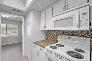 805 Northshore Dr, Garland, TX 75040 - Photo 8