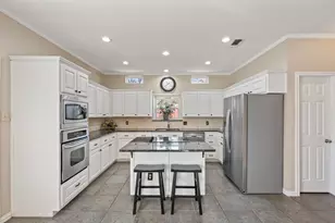 3100 Willow Creek Way, Bedford, TX 76021 - Photo 14