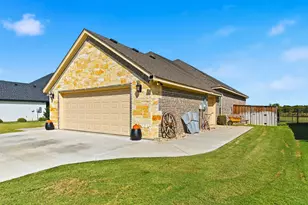 162 Crenshaw Ct, Stephenville, TX 76401 - Photo 6