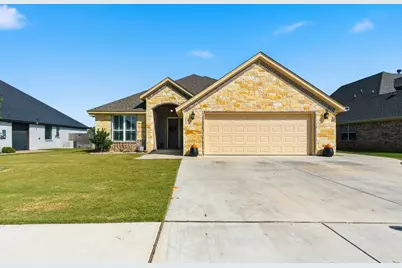 162 Crenshaw Court, Stephenville, TX 76401 - Photo 2