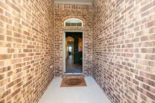 10318 Thunderwood Dr, Aubrey, TX 76227 - Photo 6