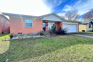 1122 Bowie St, Garland, TX 75040 - Photo 1