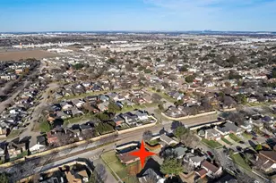 4304 Saugus Dr, Grand Prairie, TX 75052 - Photo 6