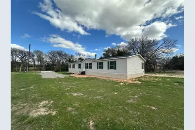 230 Largo Street, Bonham, TX 75418 - Photo 2