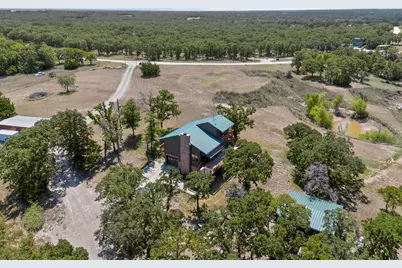 438 Jay Kelley Lane, Sunset, TX 76270 - Photo 4