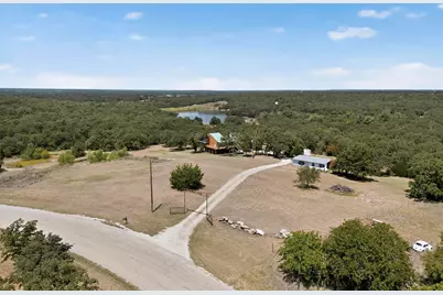 438 Jay Kelley Lane, Sunset, TX 76270 - Photo 2