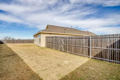 8300 Hollow Bend Street, Fort Worth, TX 76123 - Photo 22