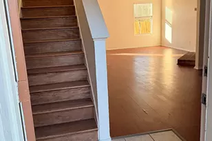 901 Mill Branch Dr, Garland, TX 75040 - Photo 2