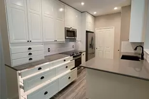 2917 Roxboro Rd, Euless, TX 76039 - Photo 8